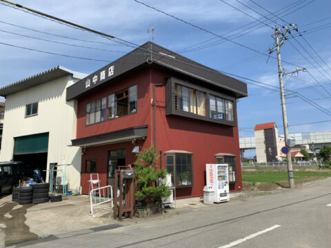 山中商店　ガルバリューム鋼板　スパンドレルカバー工法