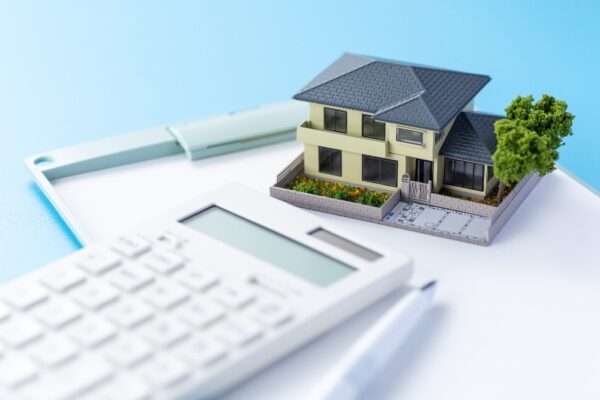古い実家は建て替えるべき？リノベーションという選択肢もサムネイル