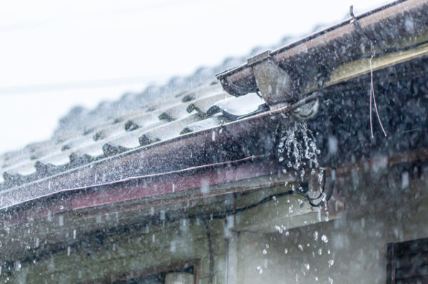 雨漏り