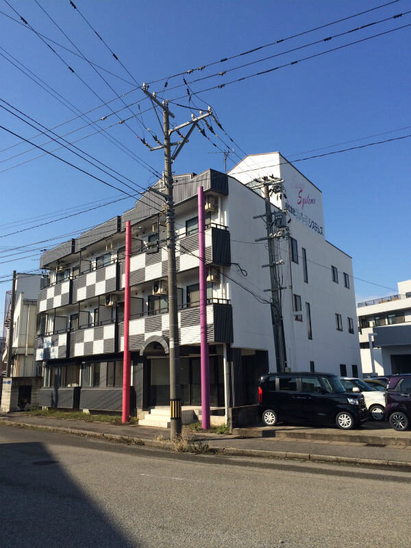 金沢市の賃貸マンションの外壁塗装、防水工事の施工事例サムネイル