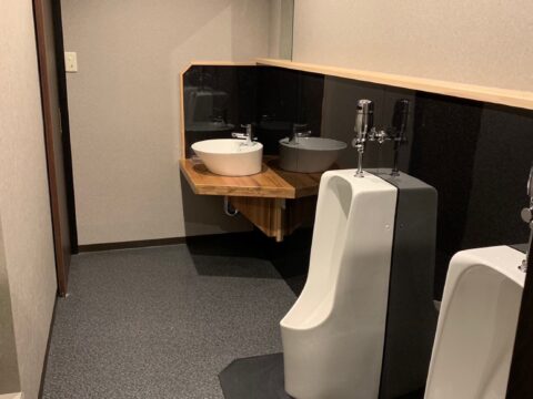小松市一山楼　浴室→トイレ