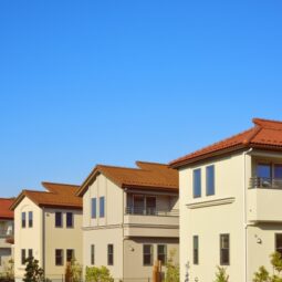 家の外壁塗装を怠るとどうなる？ 外壁塗装の役割とは！サムネイル