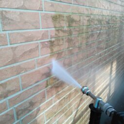 外壁塗装の効果的な洗浄方法とメンテナンスの重要性サムネイル