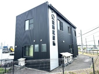 鶴尾運輸様 外装カバー工法施工